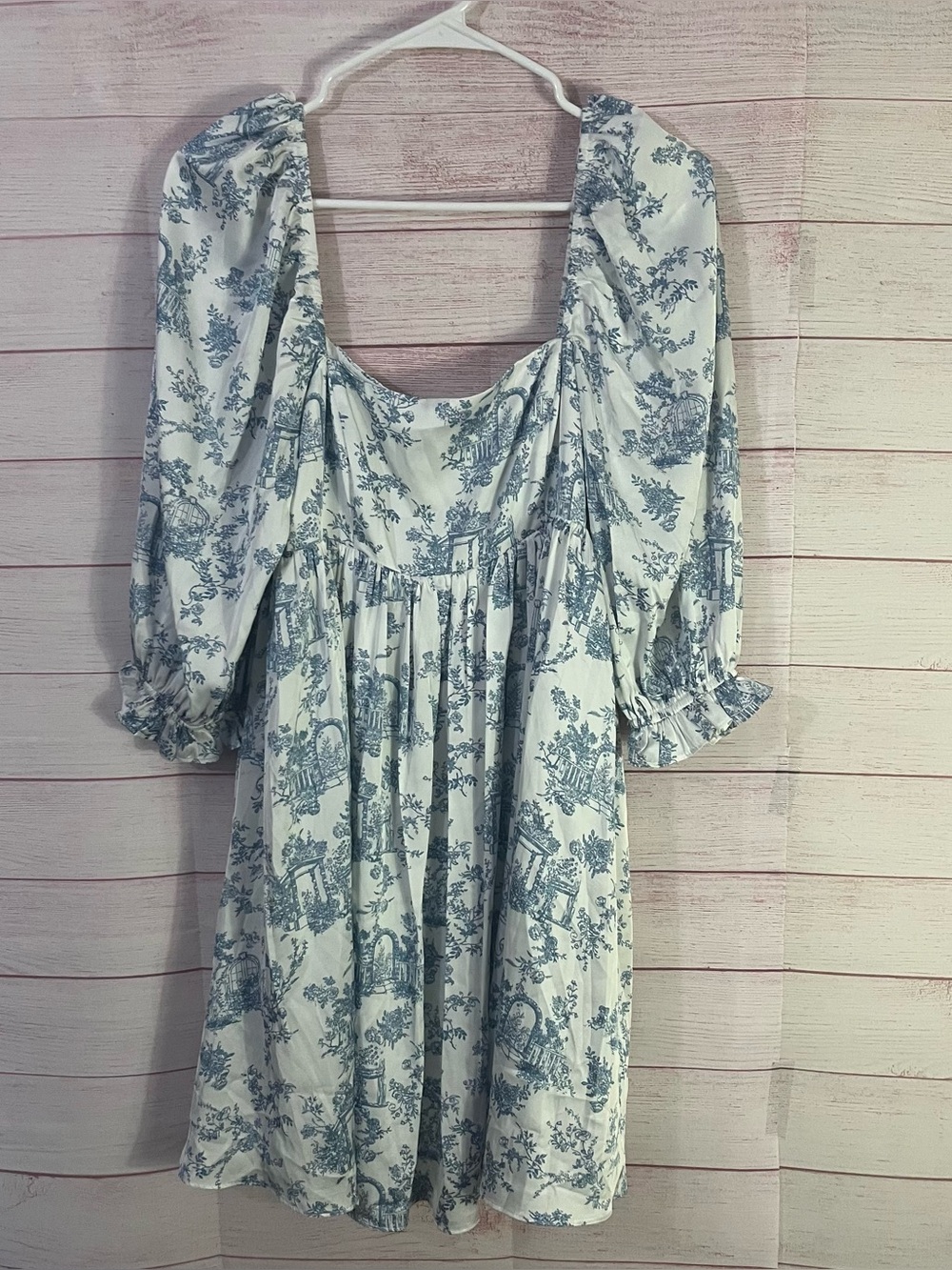 Storia NEW Blue White Floral Dress Medium‎